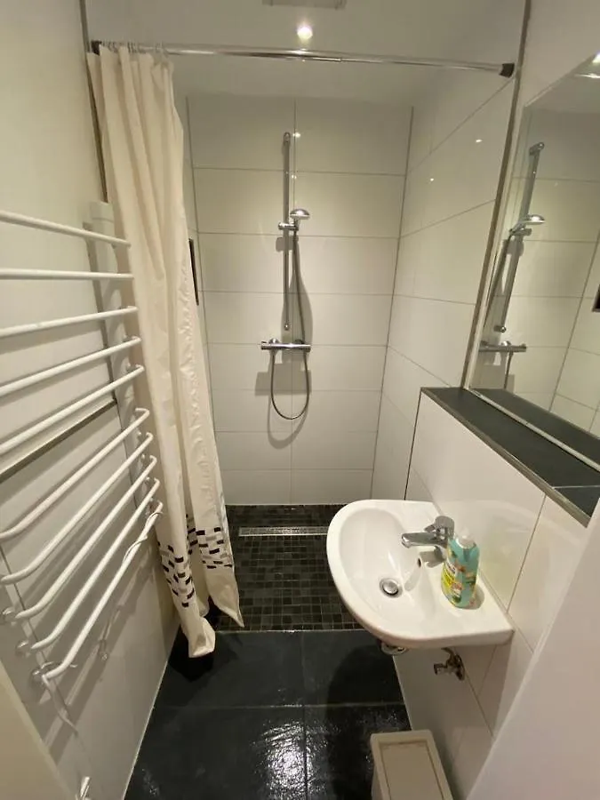 Studio-Apartment Am Wehrhahn 38 Düsseldorf 0*,  Německo