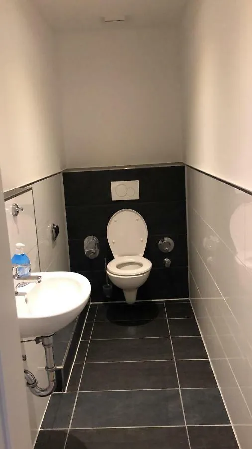 Studio-Apartment Am Wehrhahn 38 Düsseldorf Apartmán