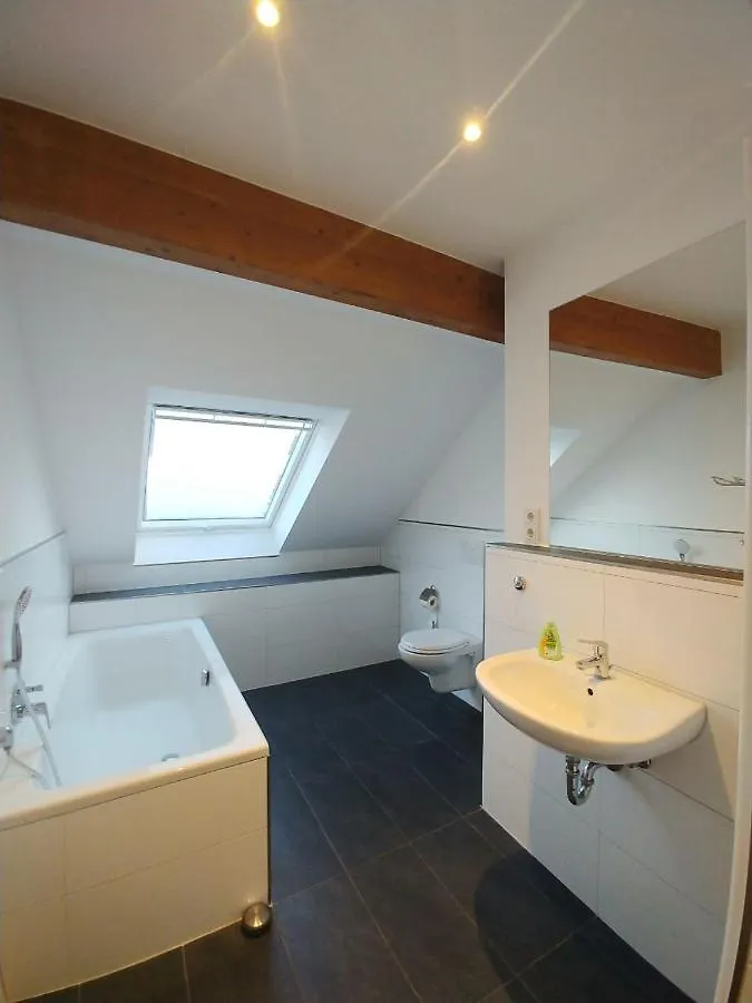 Studio-Apartment Am Wehrhahn 38 Düsseldorf